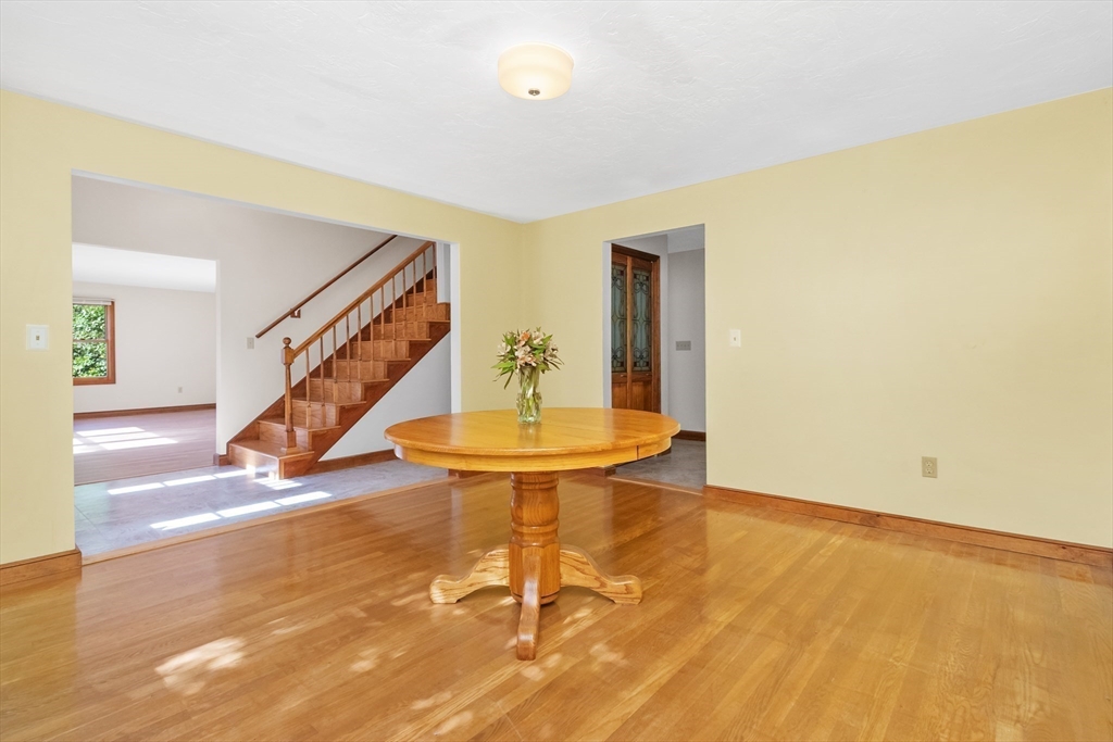 83 Tanglewood Dr
