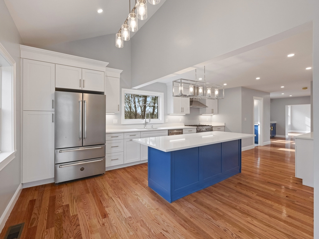 6 Lovis Avenue