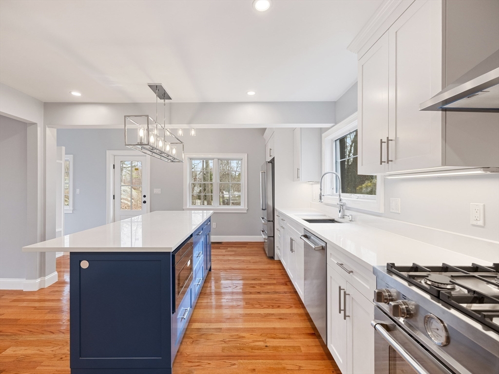 6 Lovis Avenue