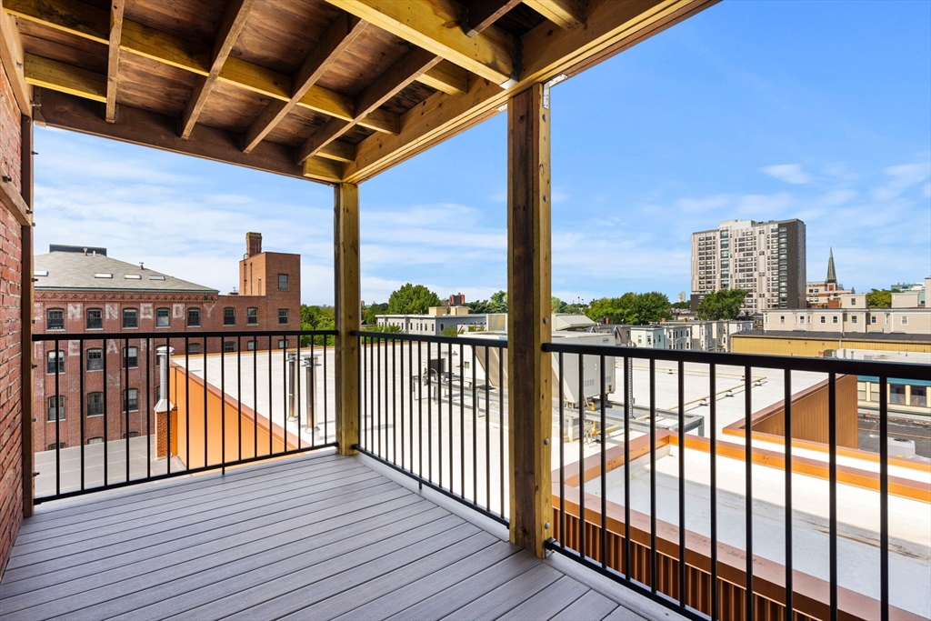 Cambridge, Massachusetts 02139, United States, 4 Bedrooms Bedrooms, ,2 BathroomsBathrooms,Residential,Active,163038