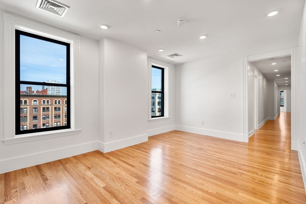 Cambridge, Massachusetts 02139, United States, 4 Bedrooms Bedrooms, ,2 BathroomsBathrooms,Residential,Active,163038