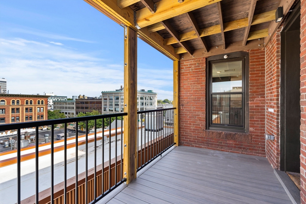 Cambridge, Massachusetts 02139, United States, 4 Bedrooms Bedrooms, ,2 BathroomsBathrooms,Residential,Active,163038