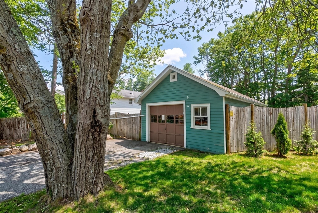 14 Francis Wyman Rd, Burlington, MA Photo #5