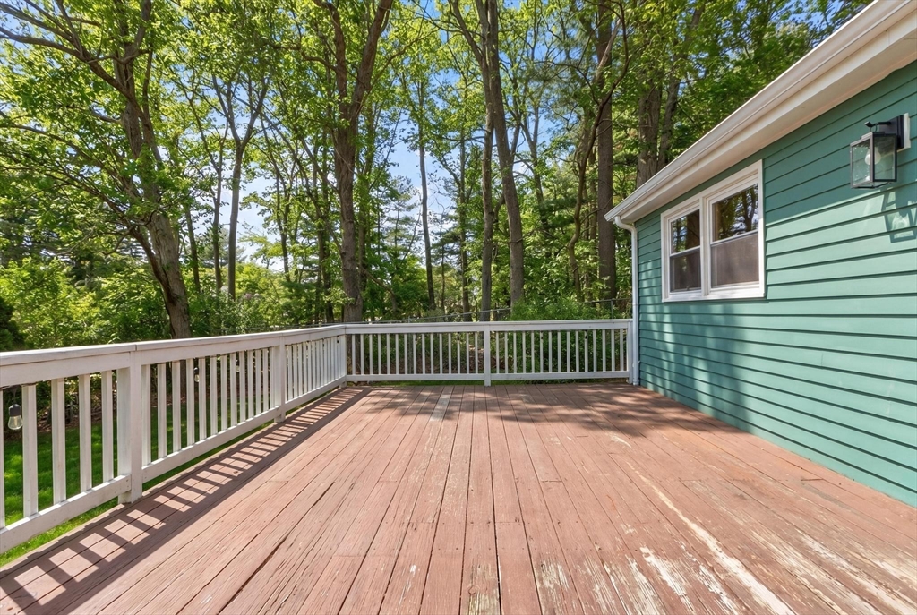 14 Francis Wyman Rd, Burlington, MA Photo #32