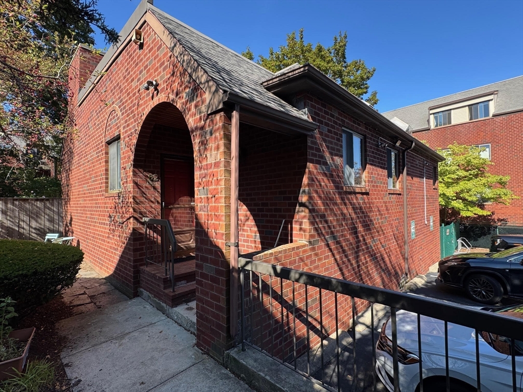 62 Vine Street 62