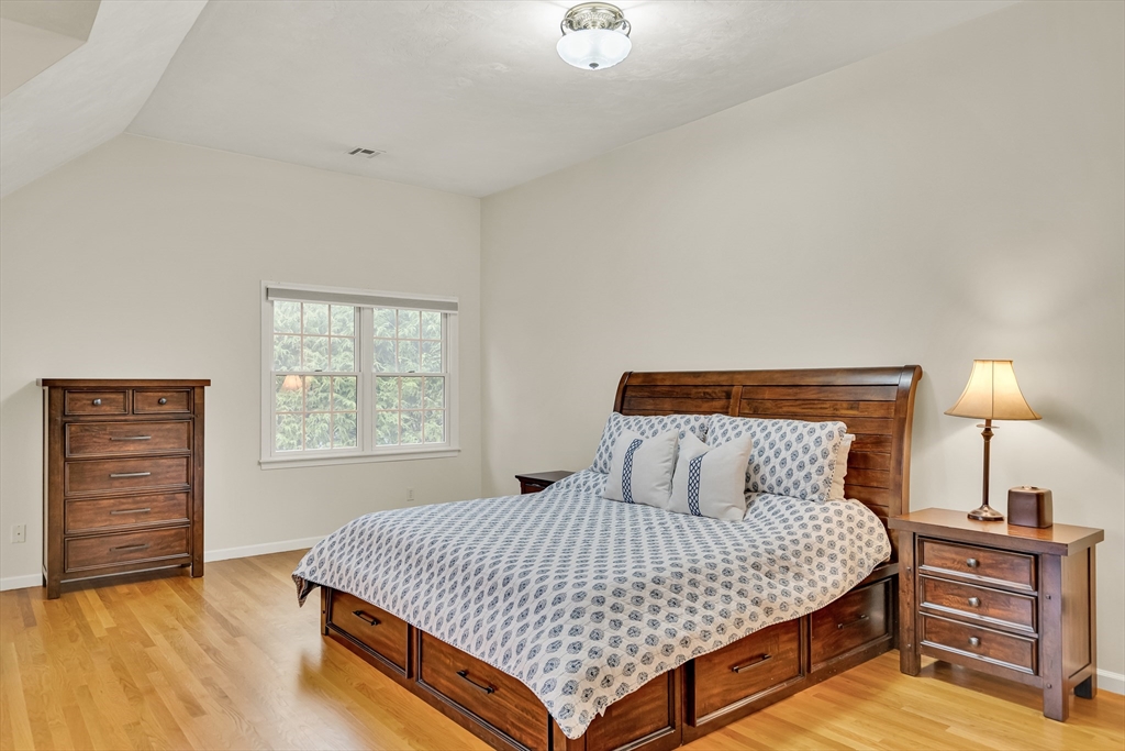 46 Holmes St, Needham, MA Photo #17