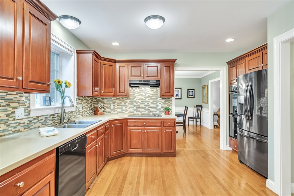 46 Holmes St, Needham, MA Photo #8