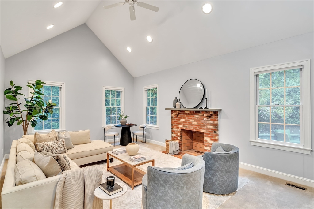 46 Holmes St, Needham, MA Photo #11