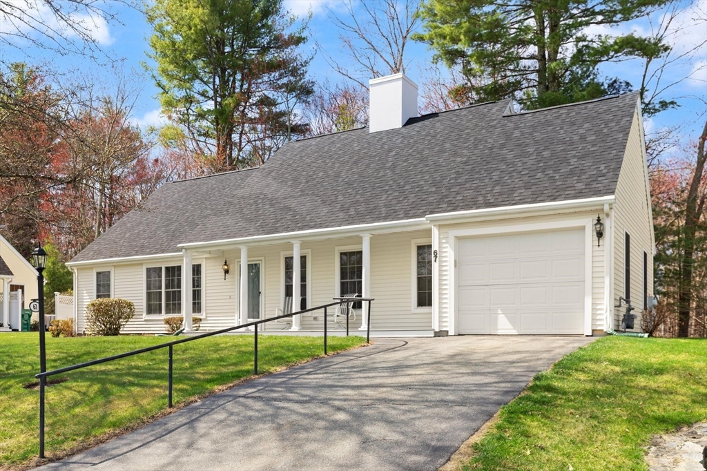 67 Kathleen Grant Rd