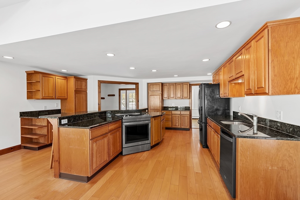 218 Old Connecticut Path