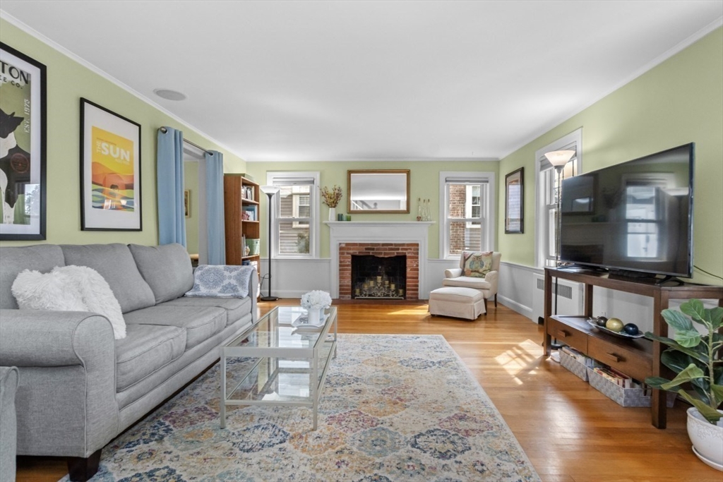 121 Channing Rd 121