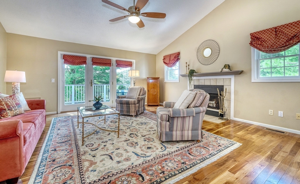 15 Treetop Court 15