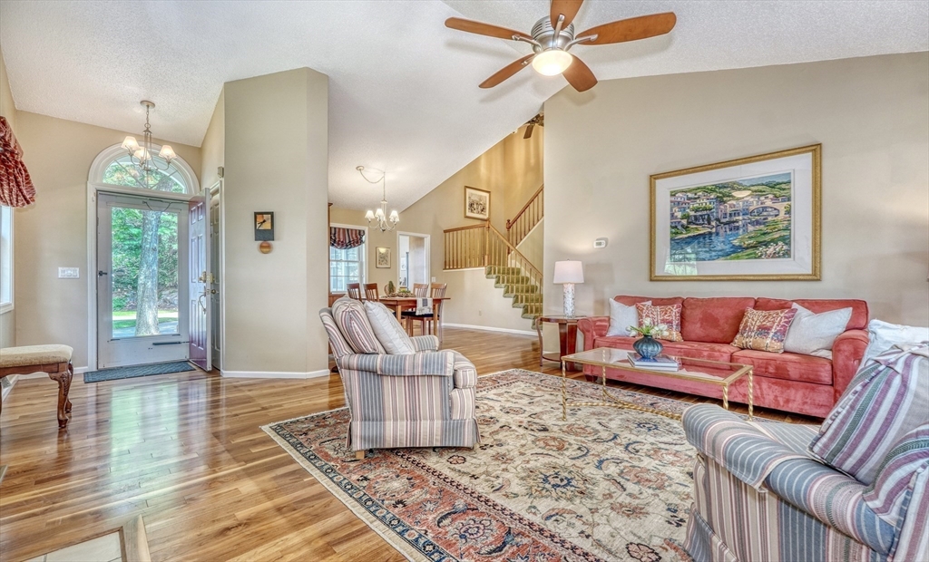 15 Treetop Court 15