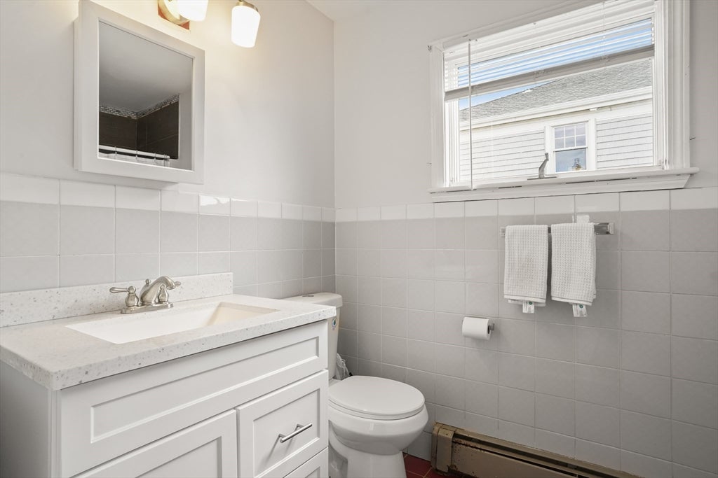 706 Sea St, Quincy, MA Photo #12