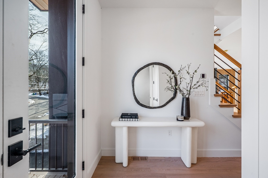 129 Withington Rd 129