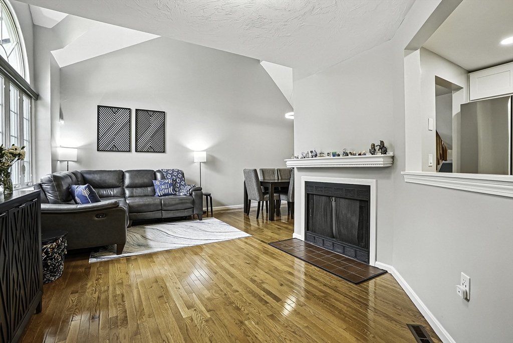 237 South St 26