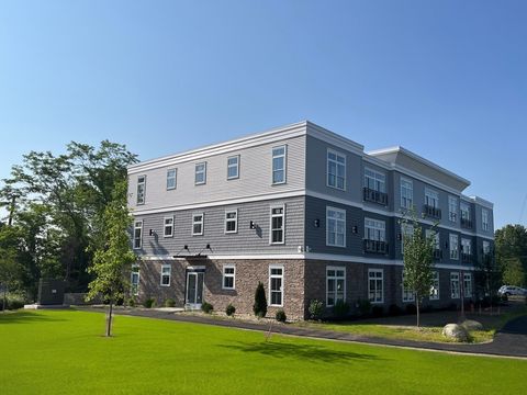 7 Cross St U304 Wilmington MA 01887