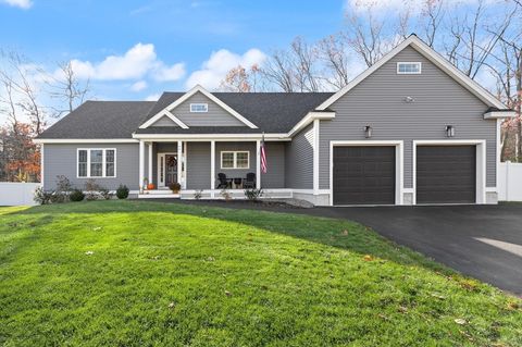 44 Methuen Road Dracut MA 01826