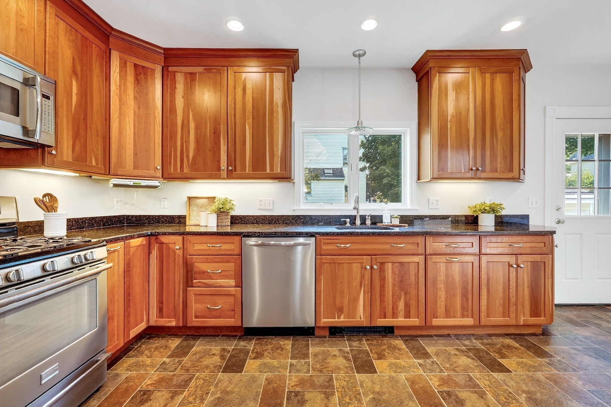 345 Lebanon St, Melrose, MA, 345 Lebanon St, Melrose, MA Photo #12