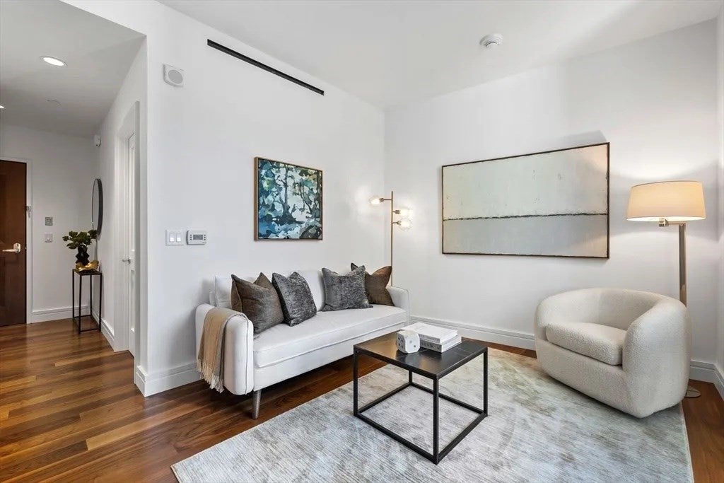 1 Dalton Street 2401