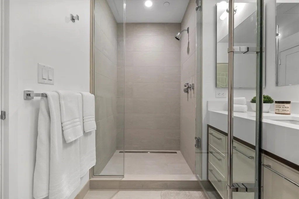 1 Dalton Street #2401, Boston, MA, 1 Dalton Street #2401, Boston, MA Photo #10