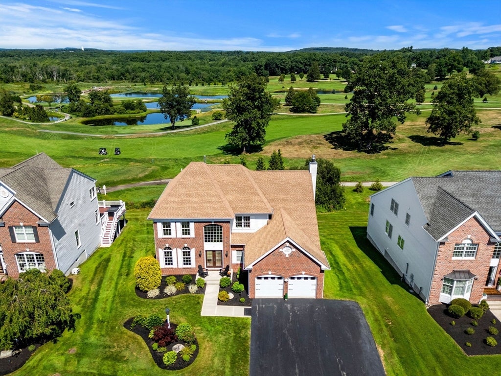 15 Fairways Ln