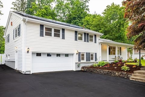 477 Salisbury St Worcester MA 01609