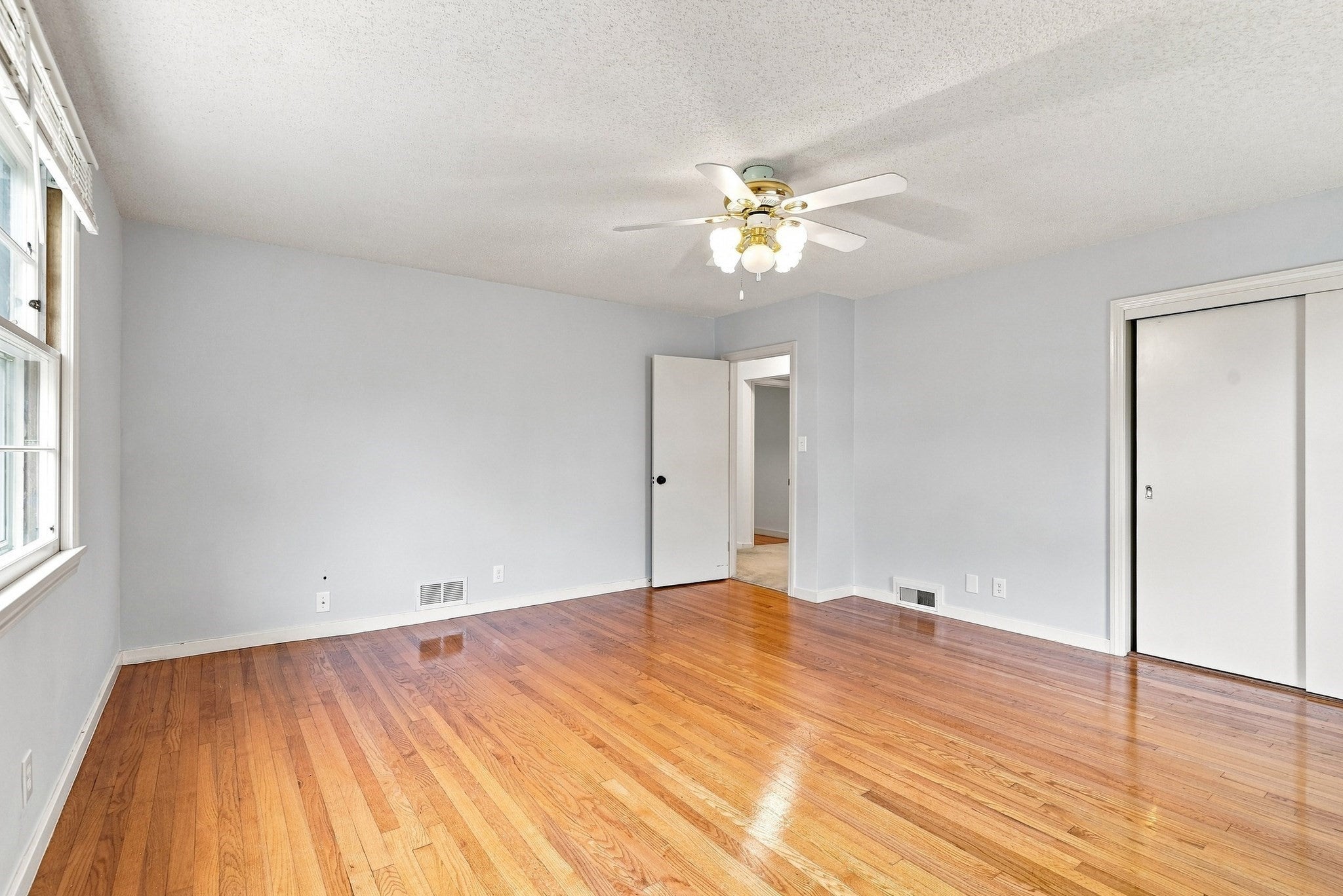 13 Parker St, Agawam, MA, 13 Parker St, Agawam, MA Photo #25