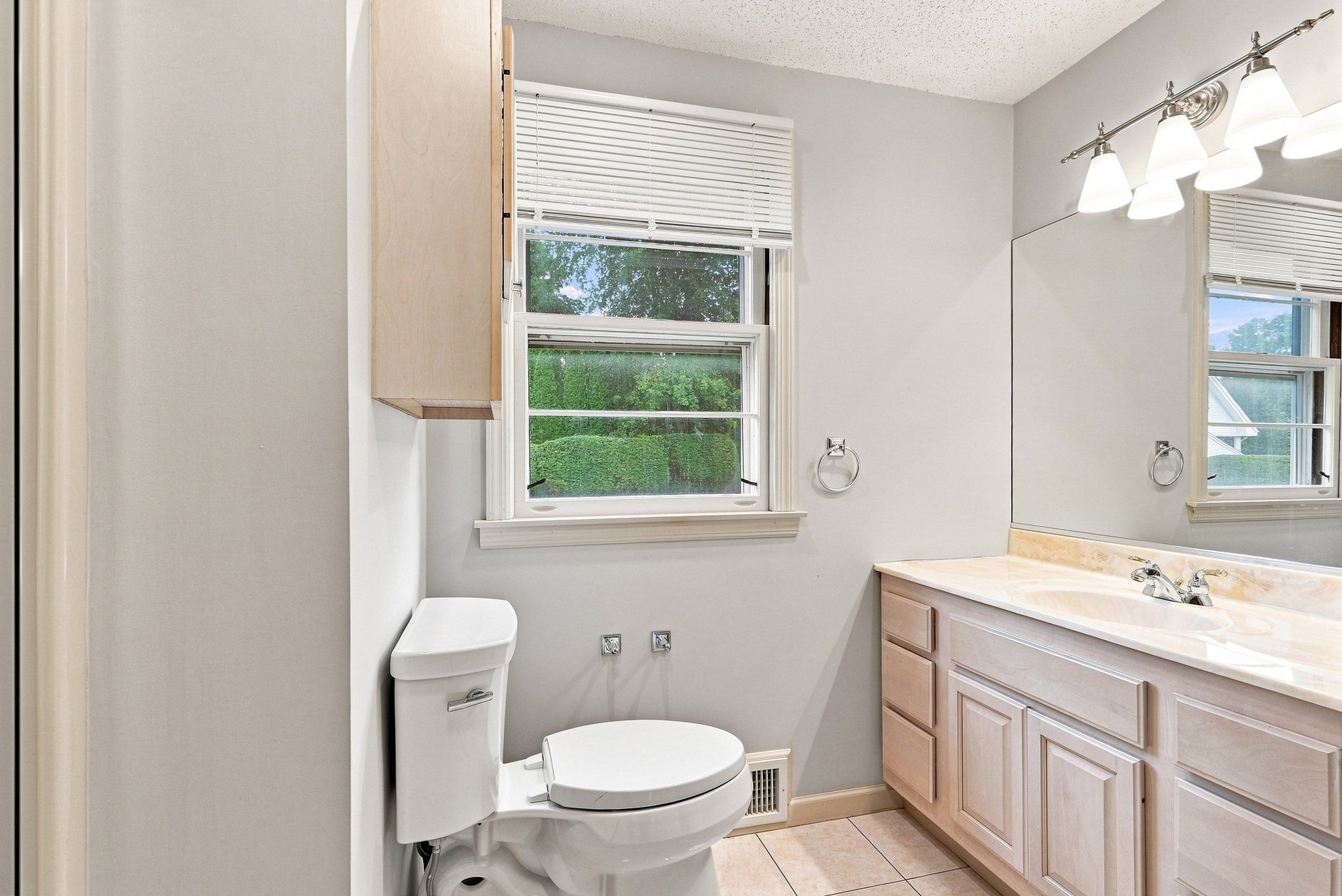 13 Parker St, Agawam, MA, 13 Parker St, Agawam, MA Photo #27