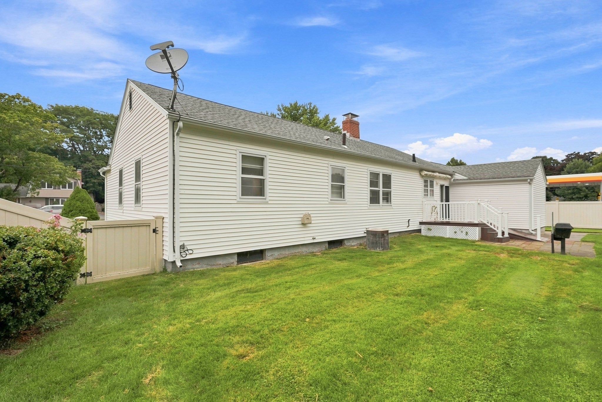 13 Parker St, Agawam, MA, 13 Parker St, Agawam, MA Photo #8