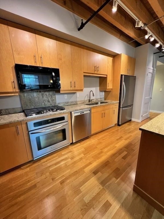 101 Broad St 4E