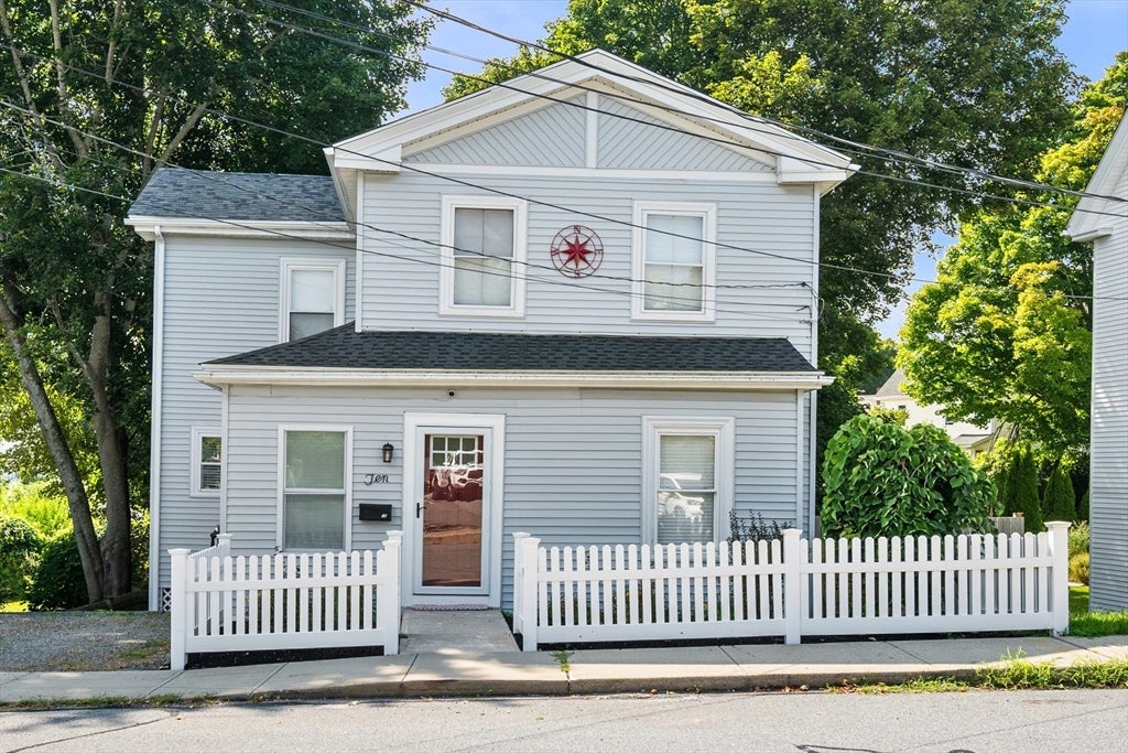 Photo of 10 Lafayette Rd, Ipswich, MA