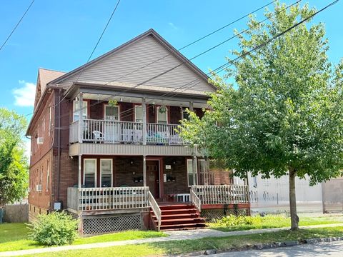 Photo of 71 Hill St, West Springfield, MA 01108 (MLS # 73544626)