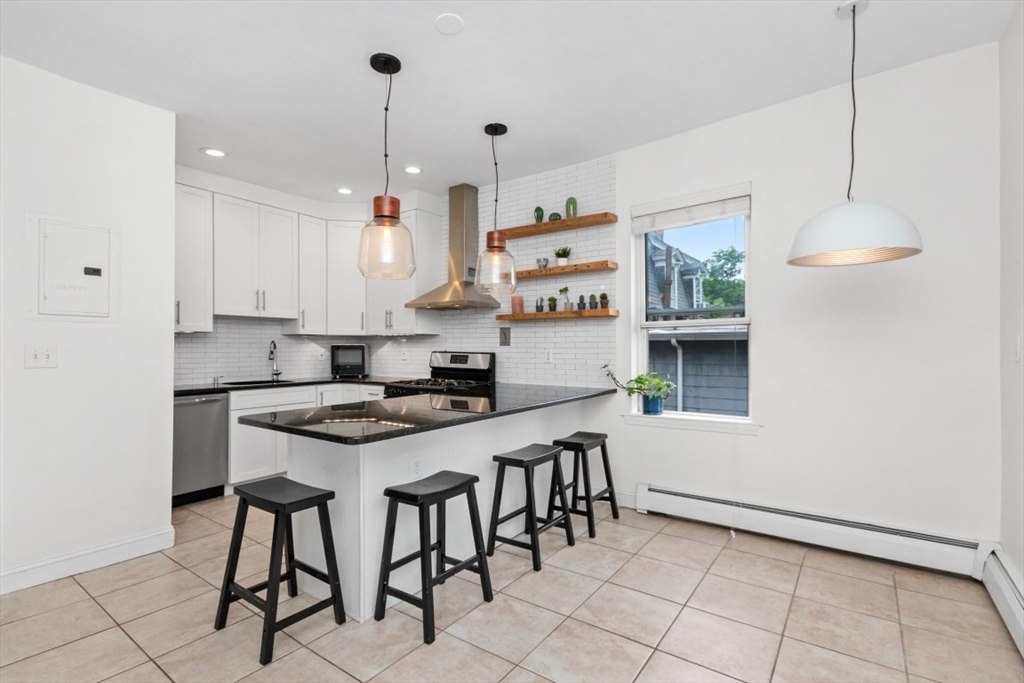 112 Thornton St 2
