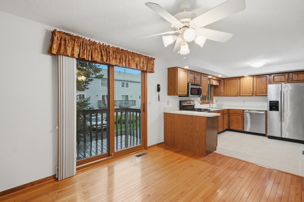 43 Villa Roma Drive #43, Tewksbury, MA Photo #7