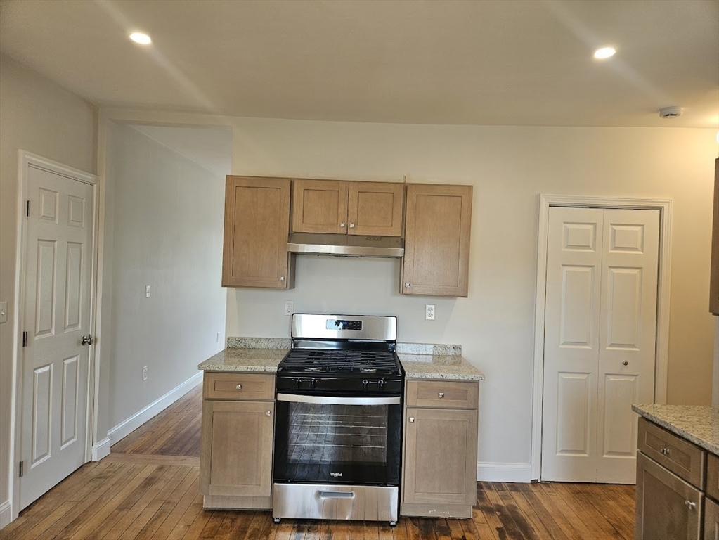 293 School Street 2L