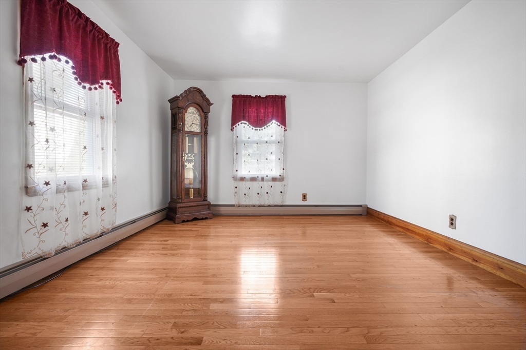 256 Rhode Island Ave