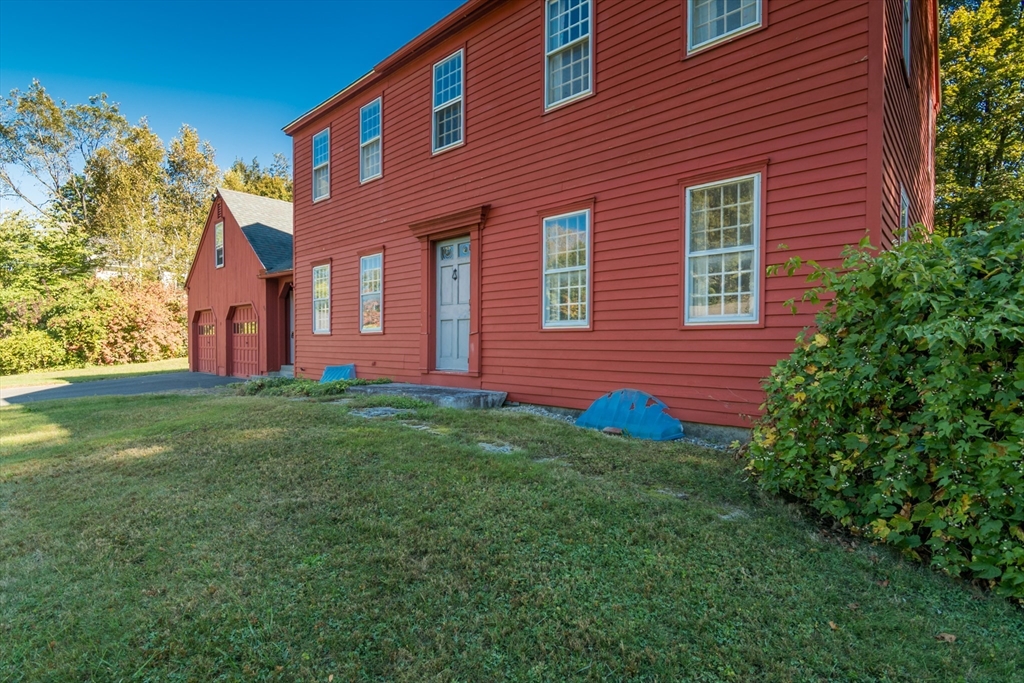 24 South Sunset Avenue