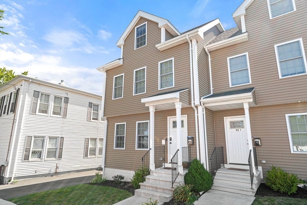 3 Burnham St 2