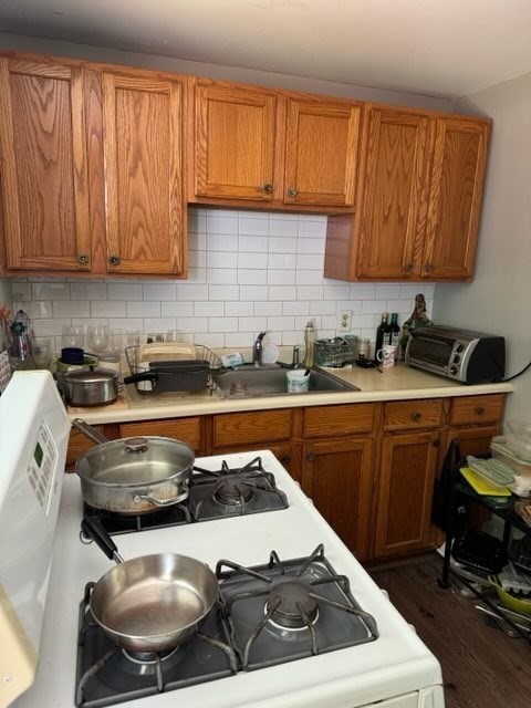 52 Neillian St 1