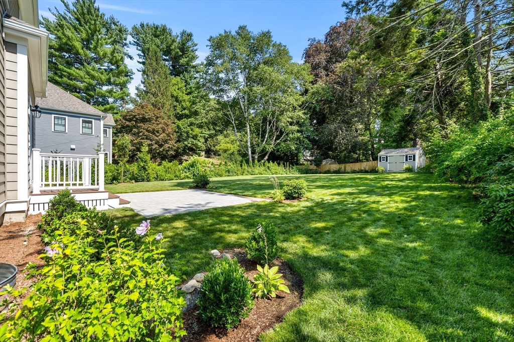 20 Larchmont Lane
