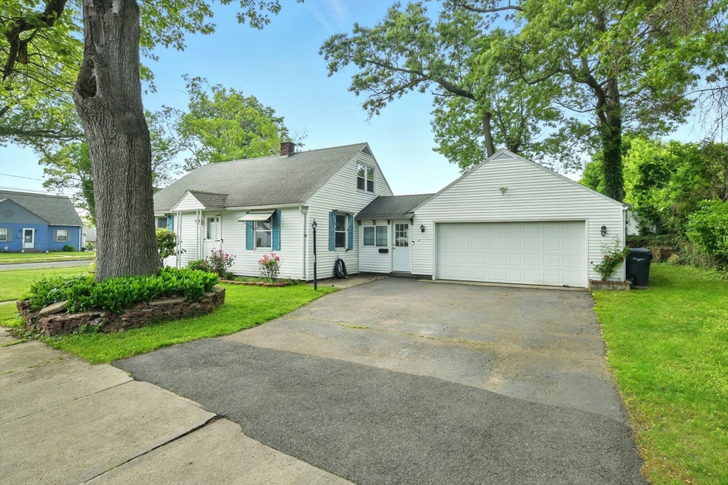 224 Cambria St