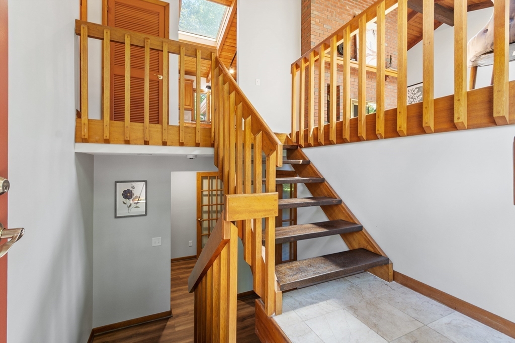 30 Causeway St