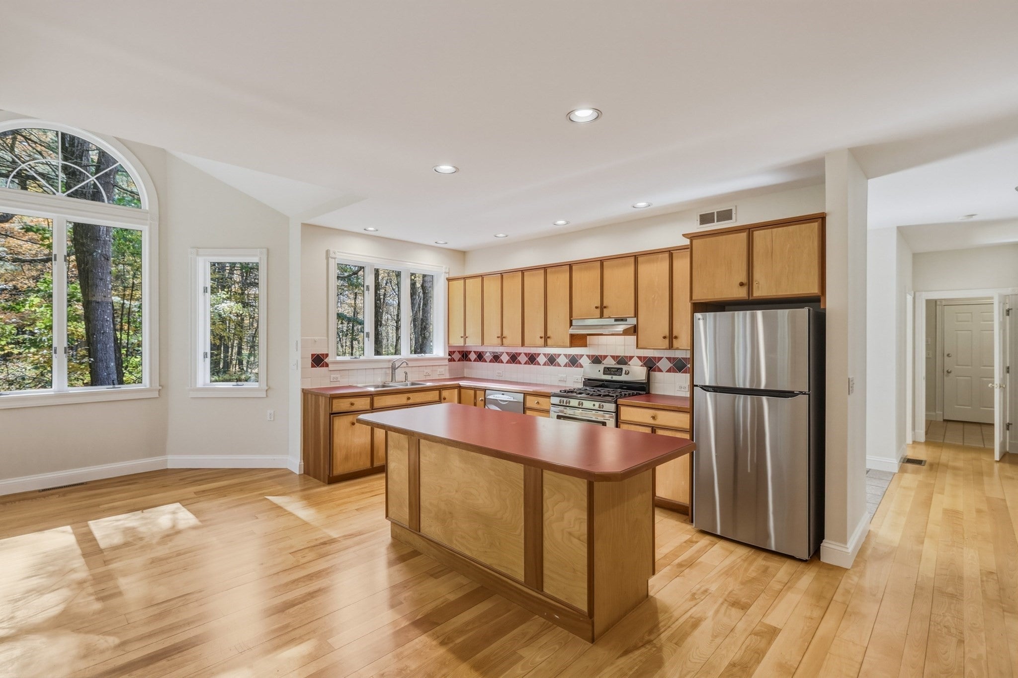 521 Old Farm Rd, Amherst, MA Photo #7