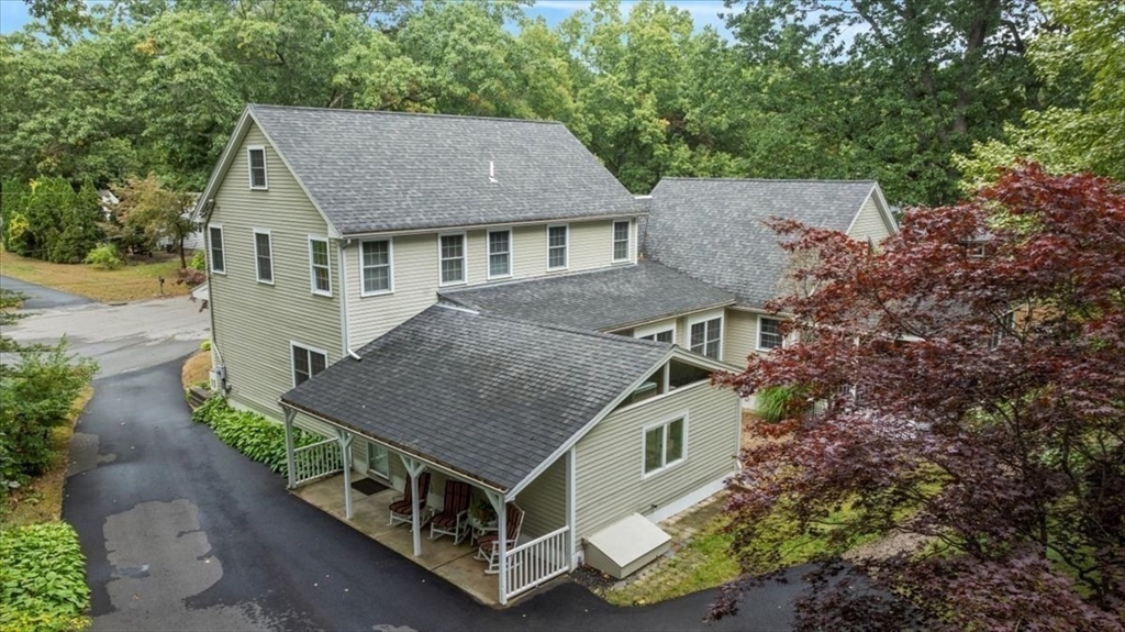 13 Laurel Rd