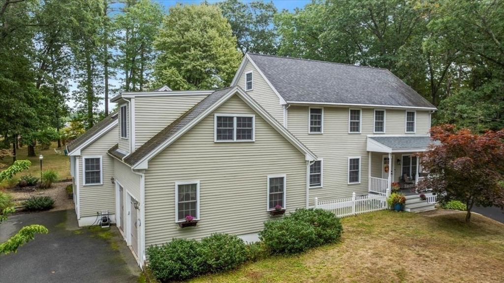 13 Laurel Rd