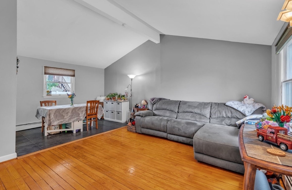 5 Arcadia Ave