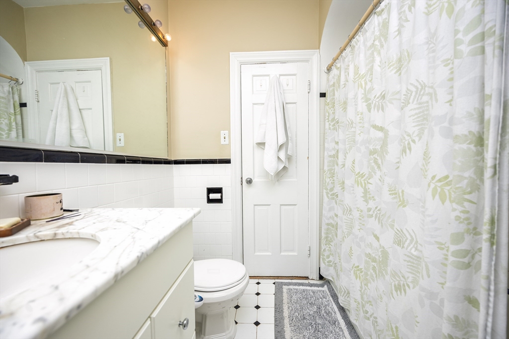 102 Sewall Ave 5
