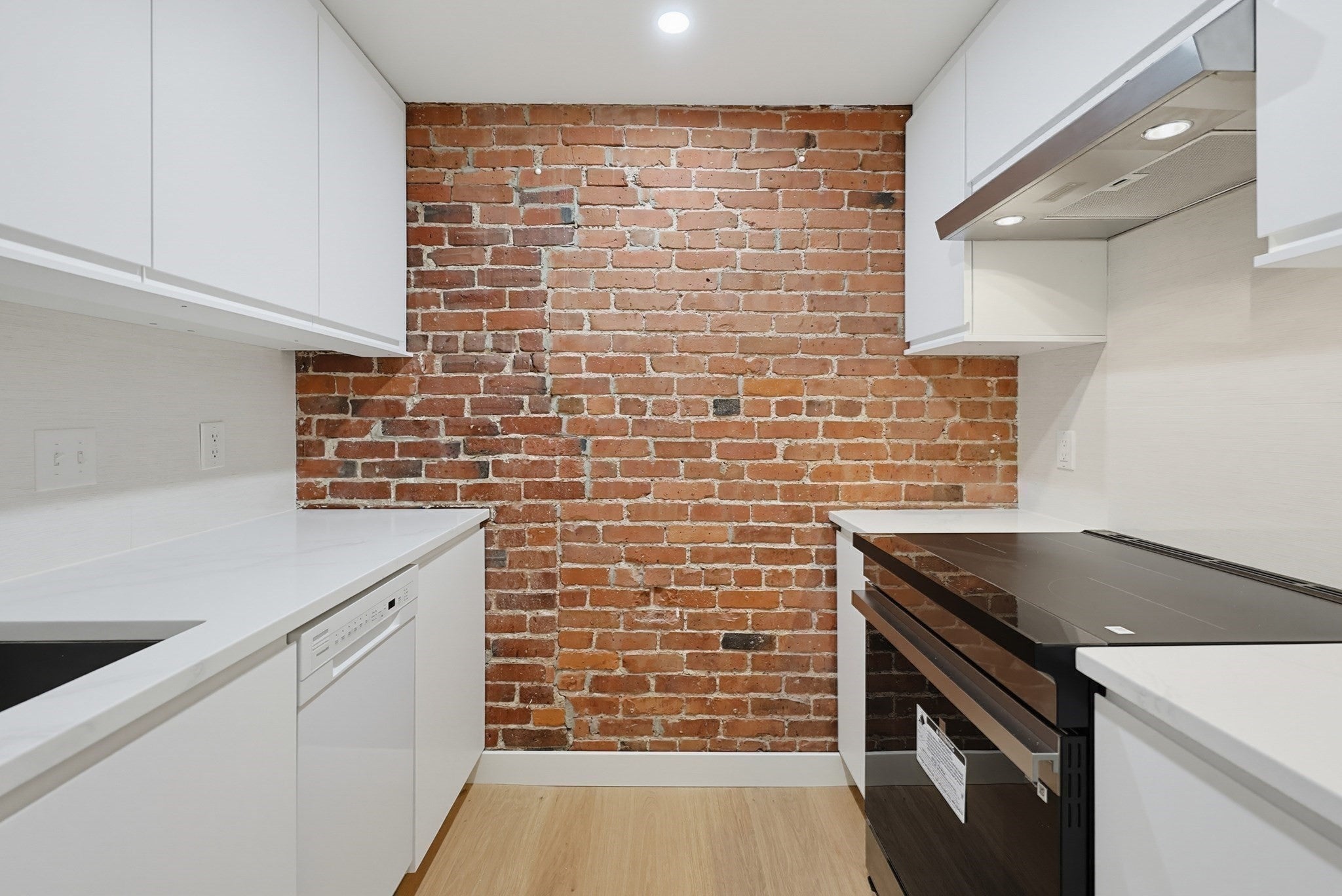 96 Gainsborough St #301W, Boston, MA Photo #8