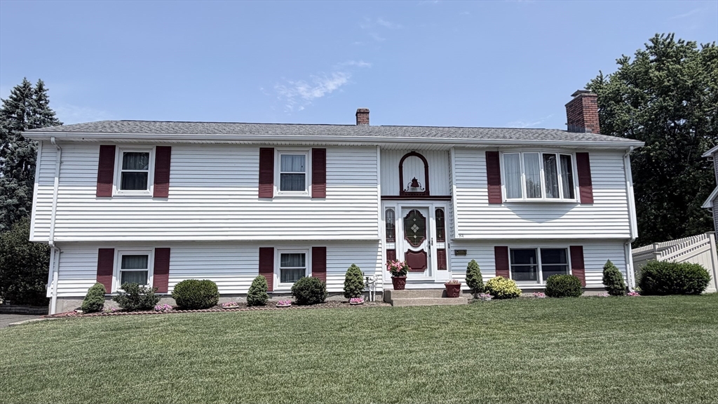84 Wanda St